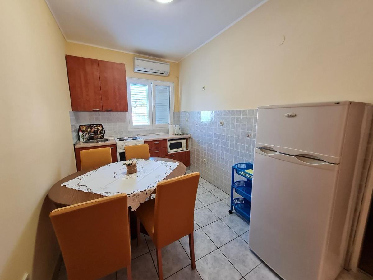 Apartments Nada Mundanije エクステリア 写真