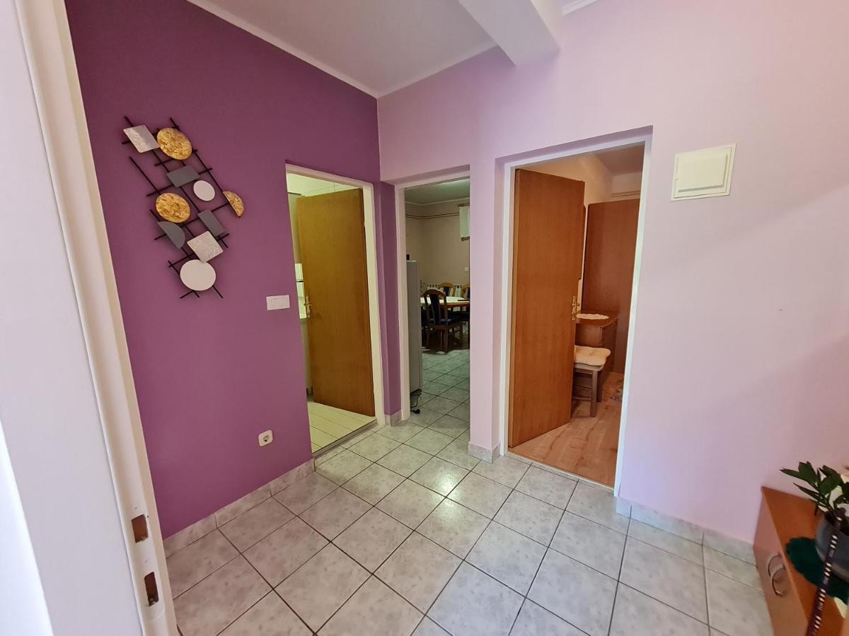 Apartments Nada Mundanije エクステリア 写真