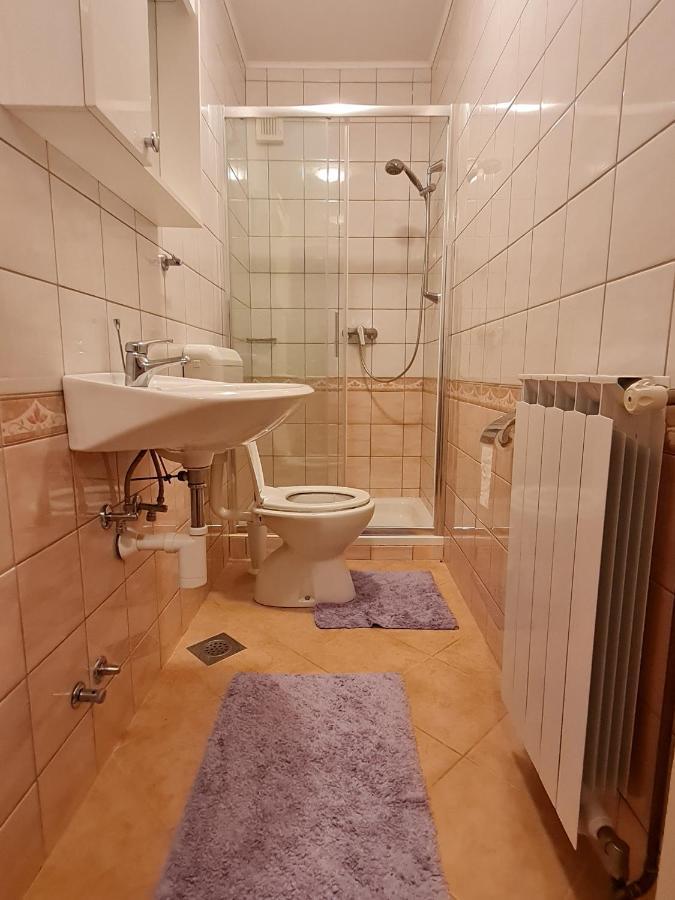 Apartments Nada Mundanije エクステリア 写真